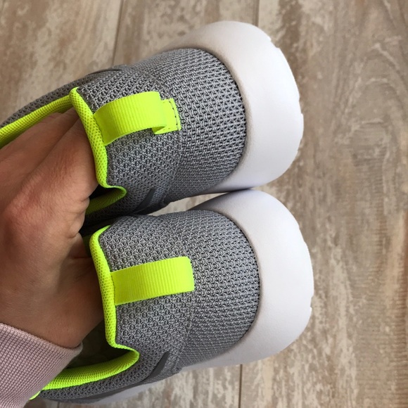 NWT Nike ID Roshe One Custom Grey - Picture 7 of 7